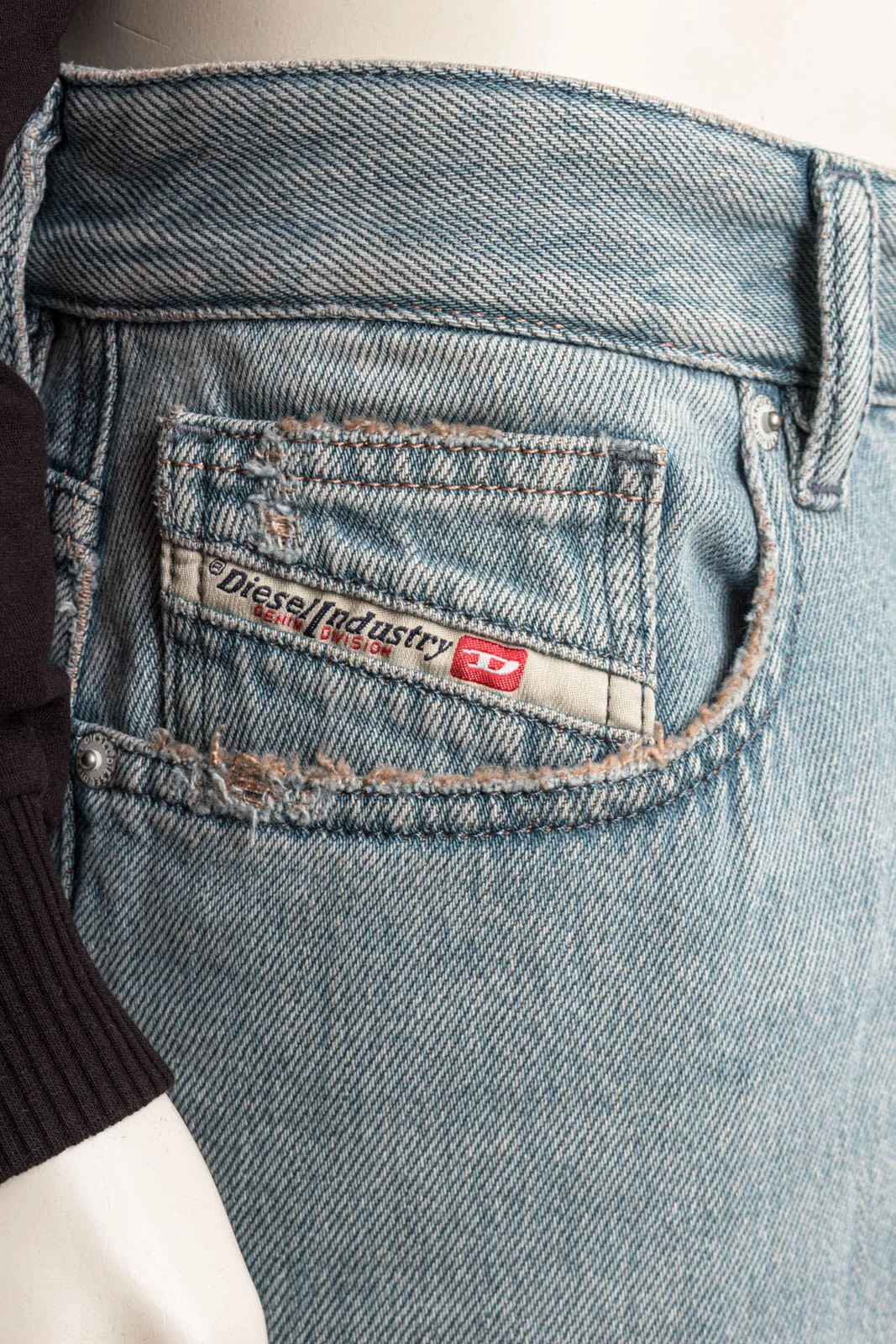 Jeans 1996 D-SIRE-YU-U – Bild 4