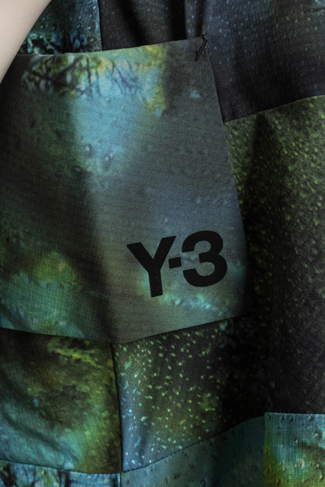 Y-3 YOHJI YAMAMOTO Rock AOP SKIRT – Bild 4