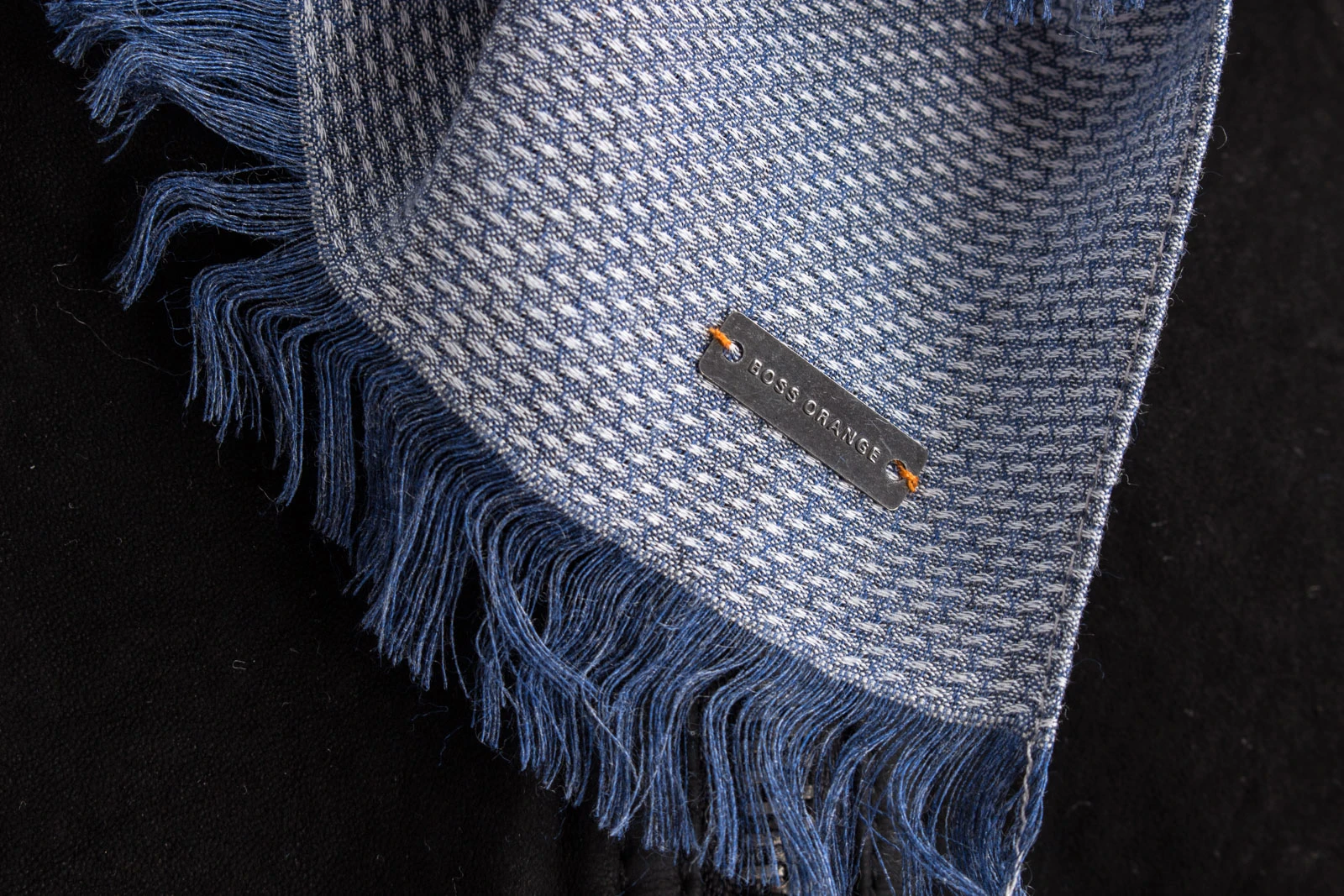 BOSS HBO Tuch NOEMO – Bild 2