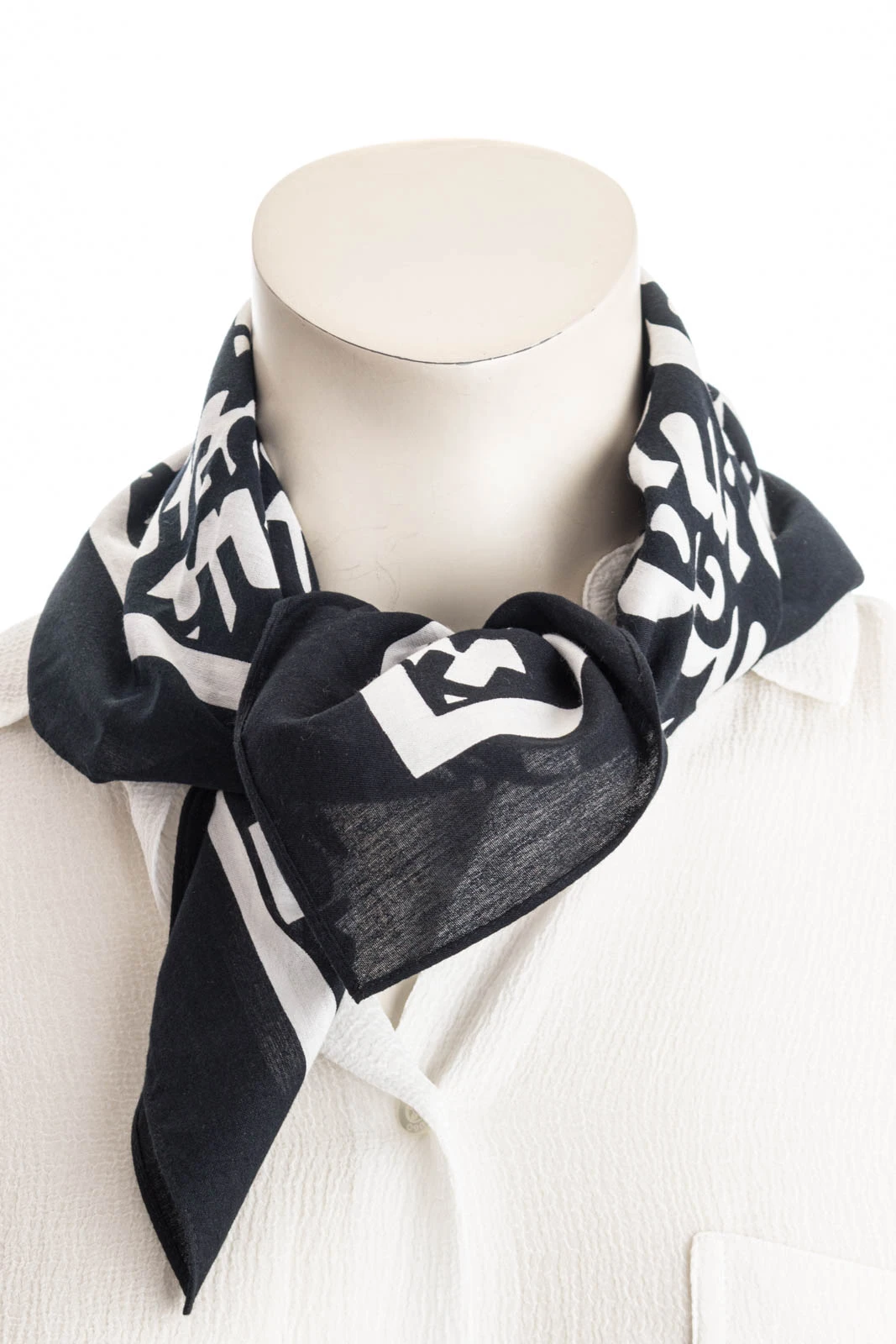 HUGO Tuch BANDANA_1 – Bild 2