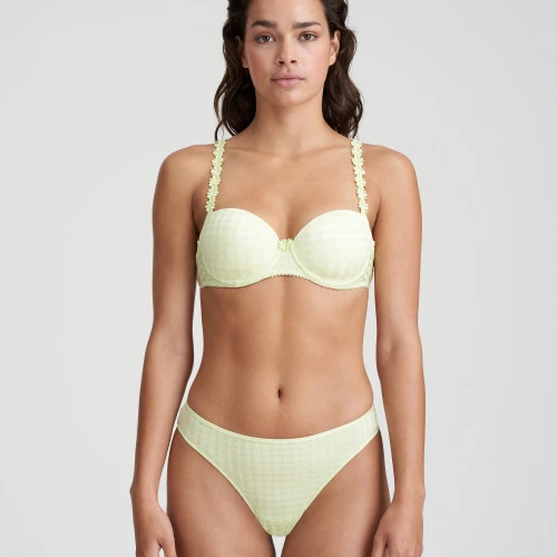 MARIE JO String, Modell: AVERO – Bild 3