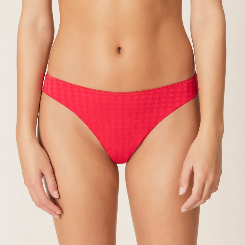 MARIE JO String, Modell: AVERO