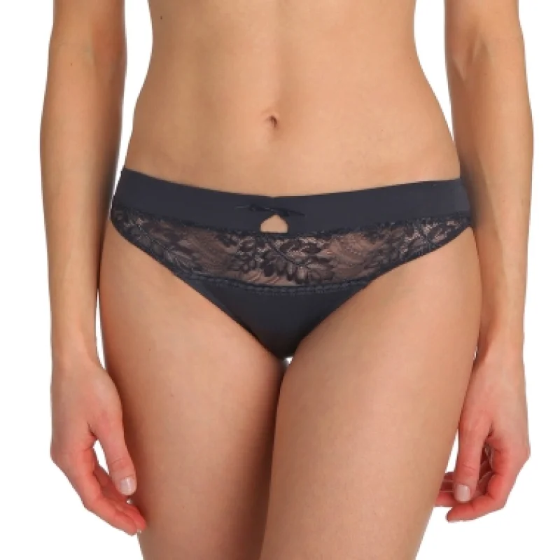 MARIE JO String, Modell: NATALIE