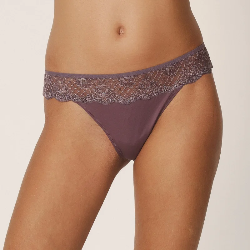 MARIE JO String, Modell: PEARL