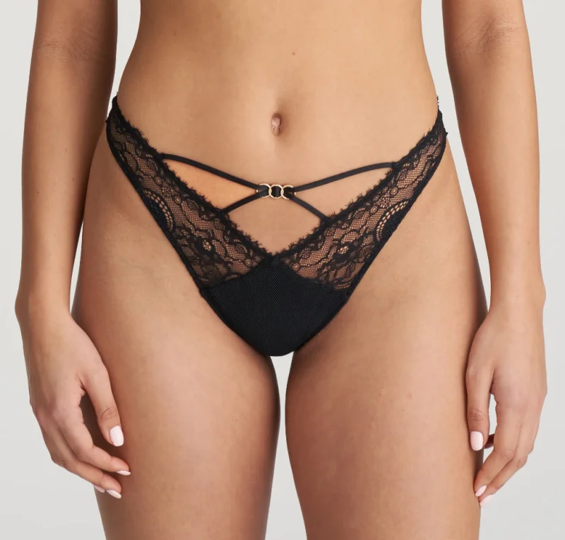 MARIE JO String, Modell: JUNOO