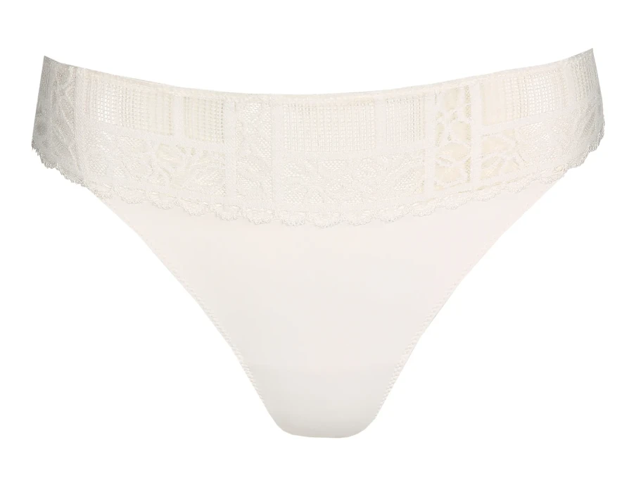 MARIE JO String, Modell: JADEI – Bild 4