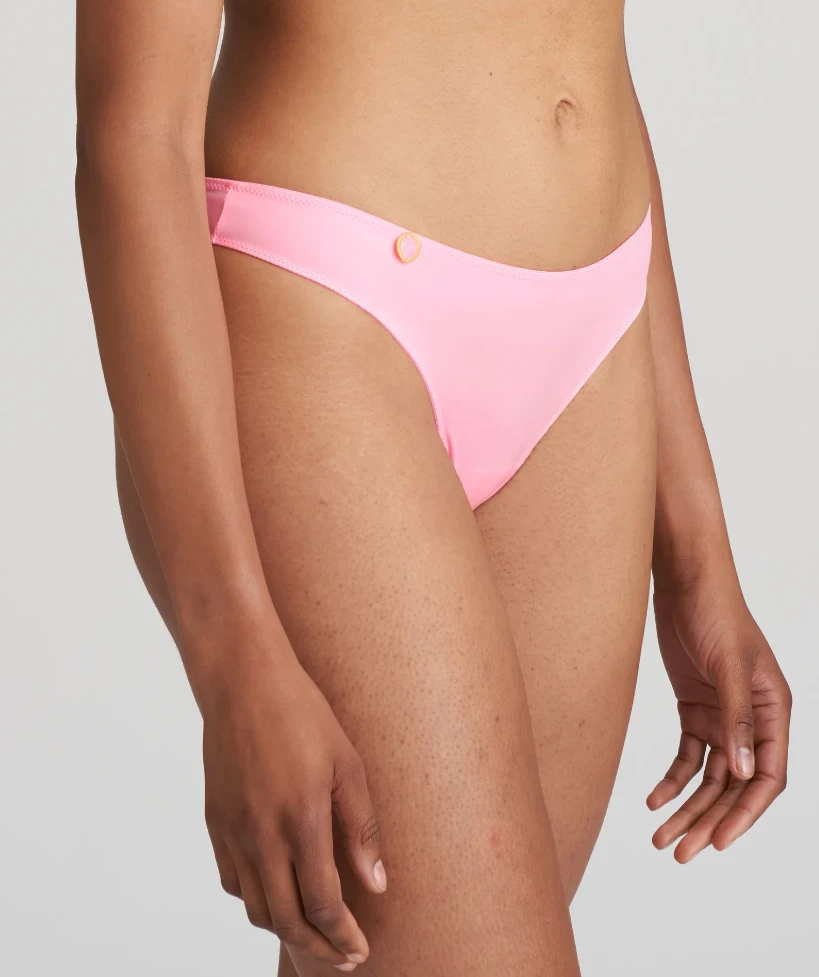 MARIE JO String, Modell: TOM – Bild 2