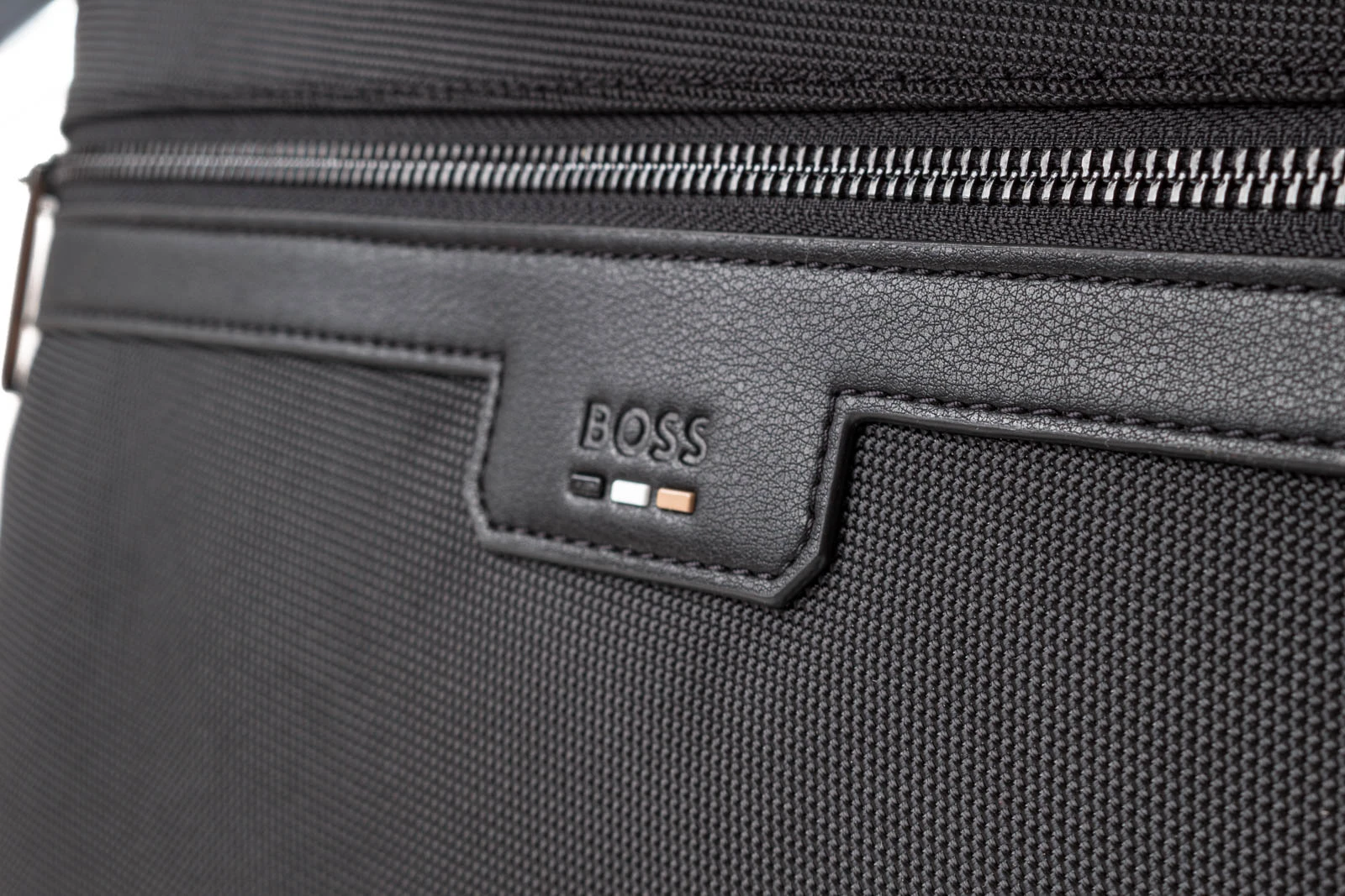 BOSS HBB Tasche RAY_N_DOC_CASE – Bild 4