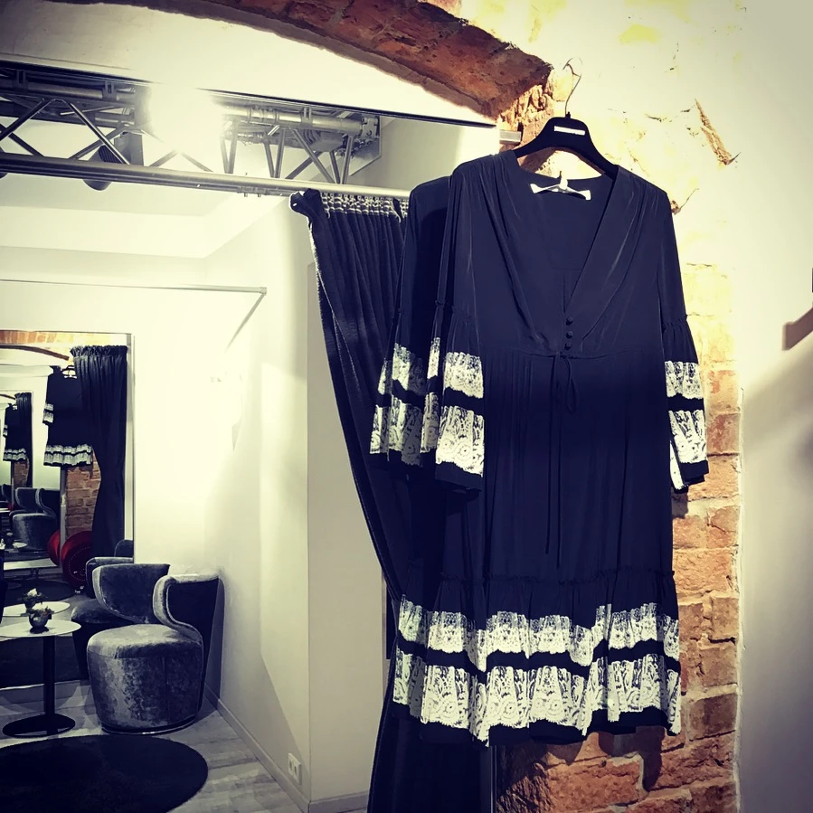 MCQ ALEXANDER MCQUEEN Kleid DRESS BLACK – Bild 6