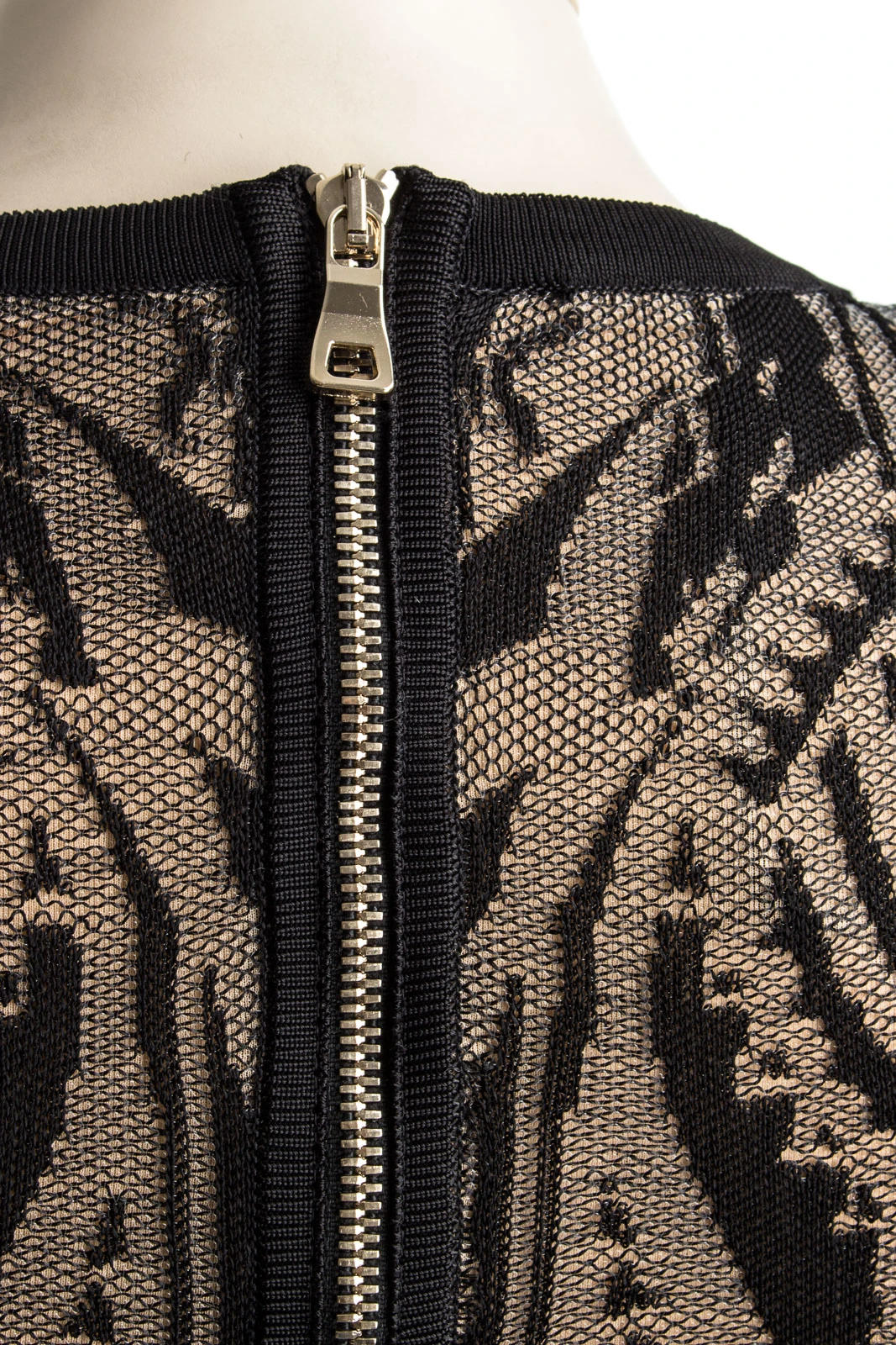 BALMAIN Kleid MAILLE - Nur in unserem Store in Spremberg erhältlich. – Bild 5