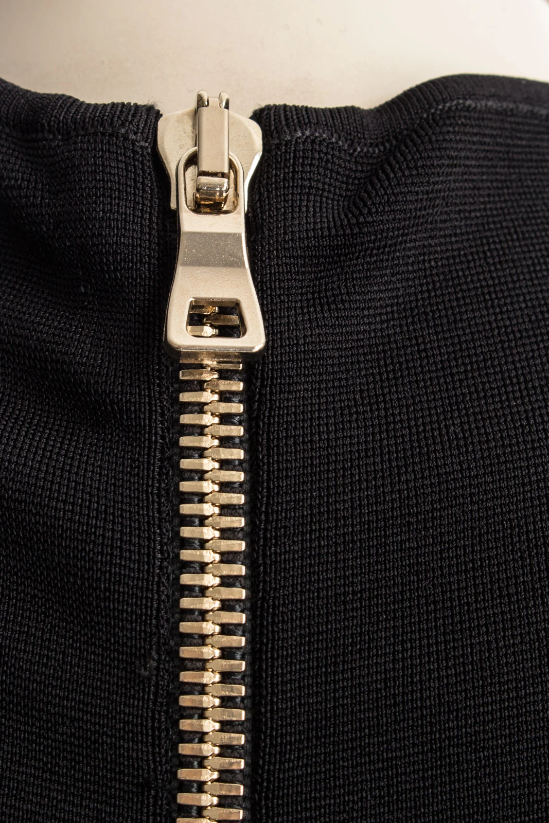 BALMAIN Kleid DRESS - Nur in unserem Store in Spremberg erhältlich. – Bild 5