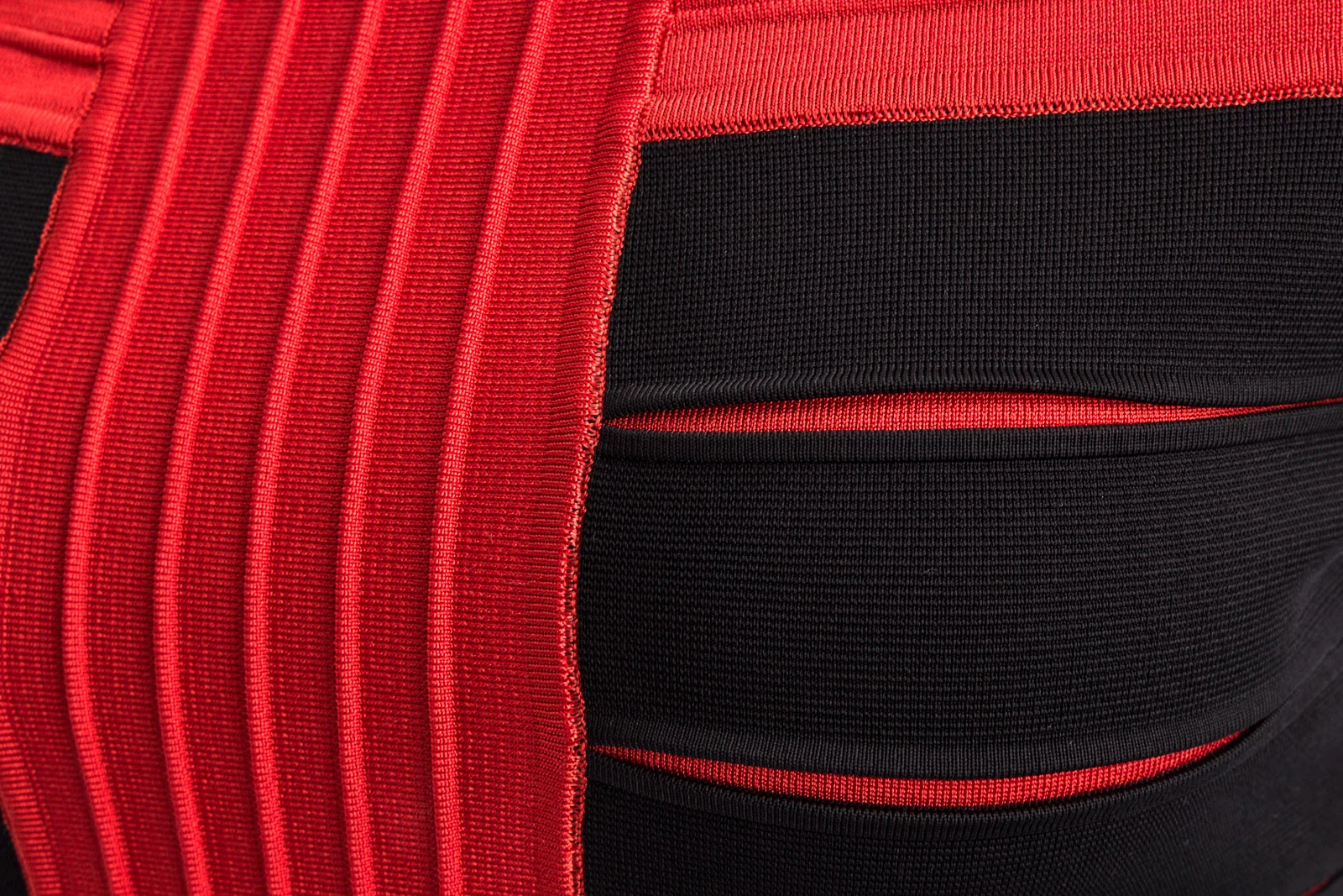 BALMAIN Kleid DRESS RED - Nur in unserem Store in Spremberg erhältlich. – Bild 4