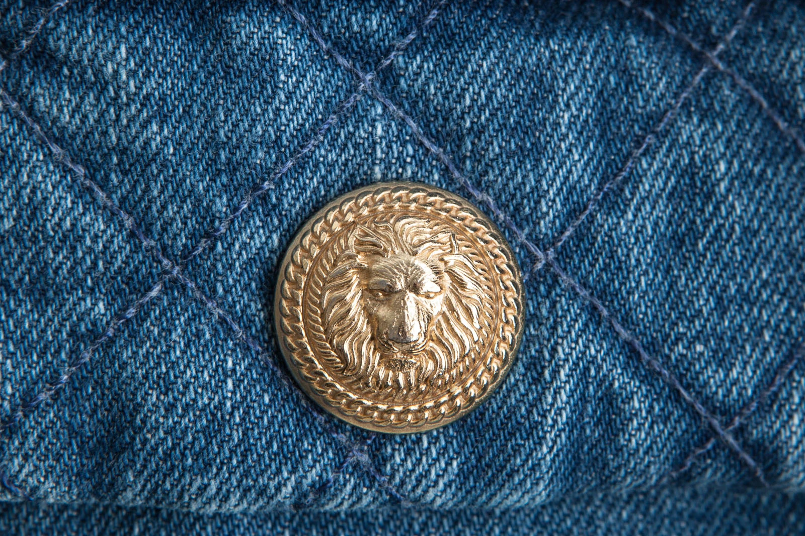 BALMAIN Jeansblazer VESTE - Nur in unserem Store in Spremberg erhältlich. – Bild 6