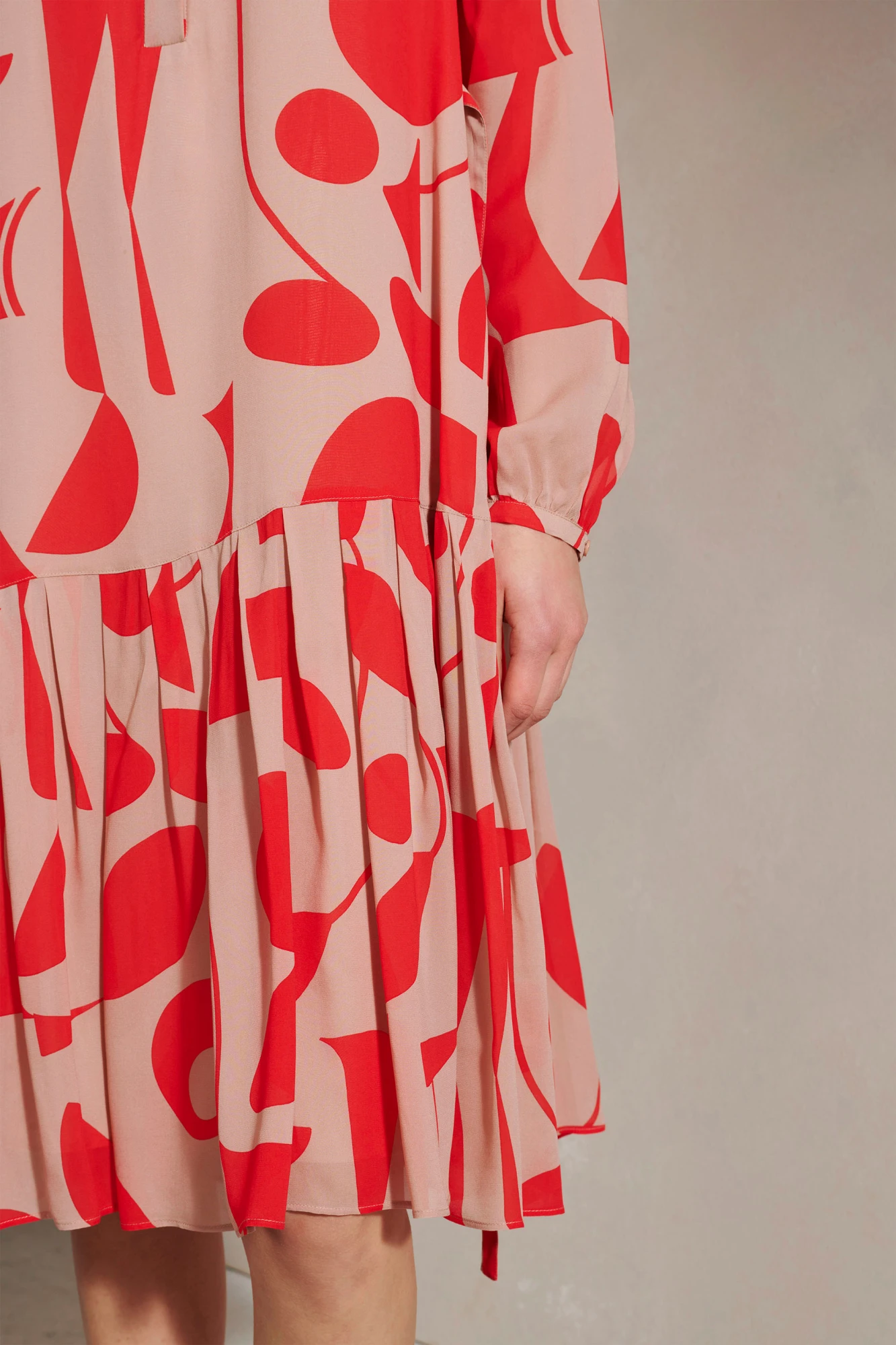 Kleid GRAPHIC PRINT – Bild 4