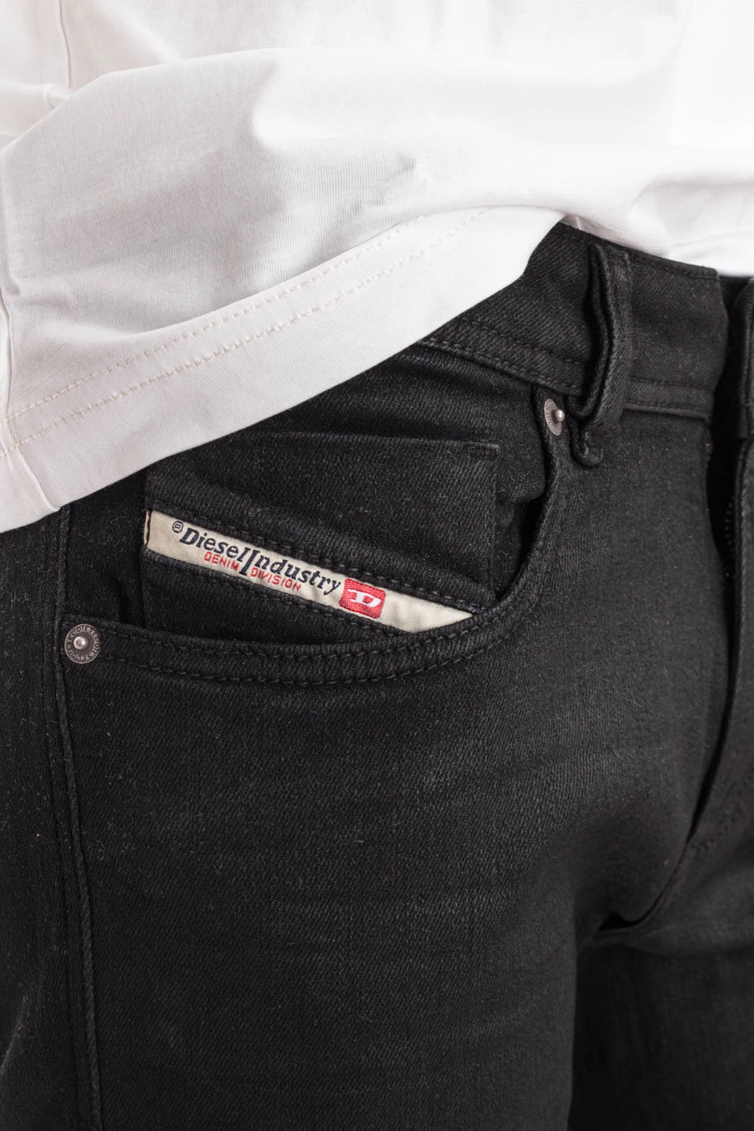 DIESEL Jeans 1979 SLEENKER L.32 – Bild 4