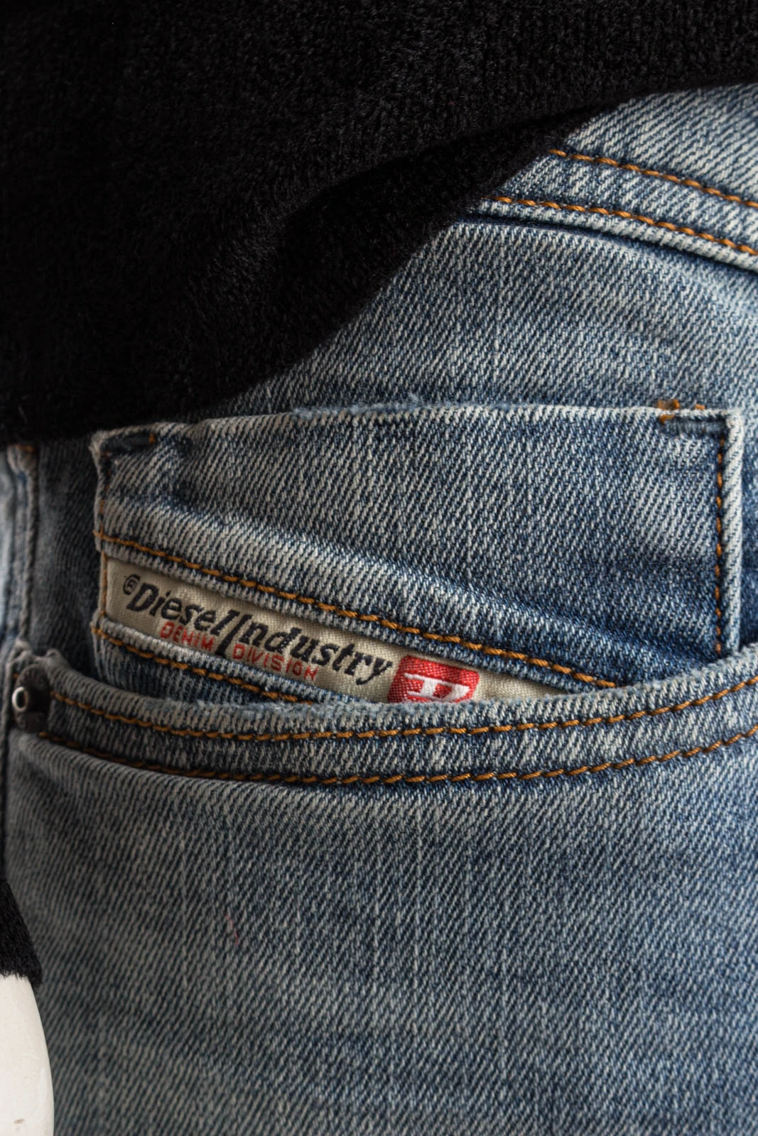 DIESEL Jeans 1979 SLEENKER L.34 – Bild 4