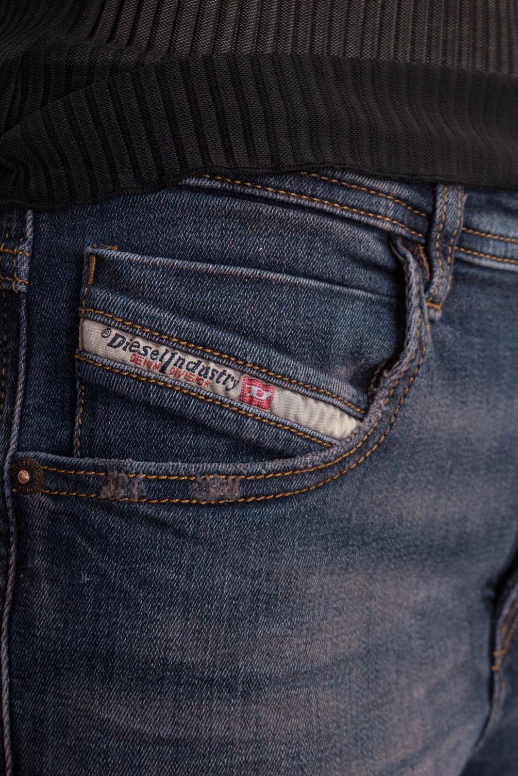 DIESEL Jeans 2015 BABHILA L.32 – Bild 4