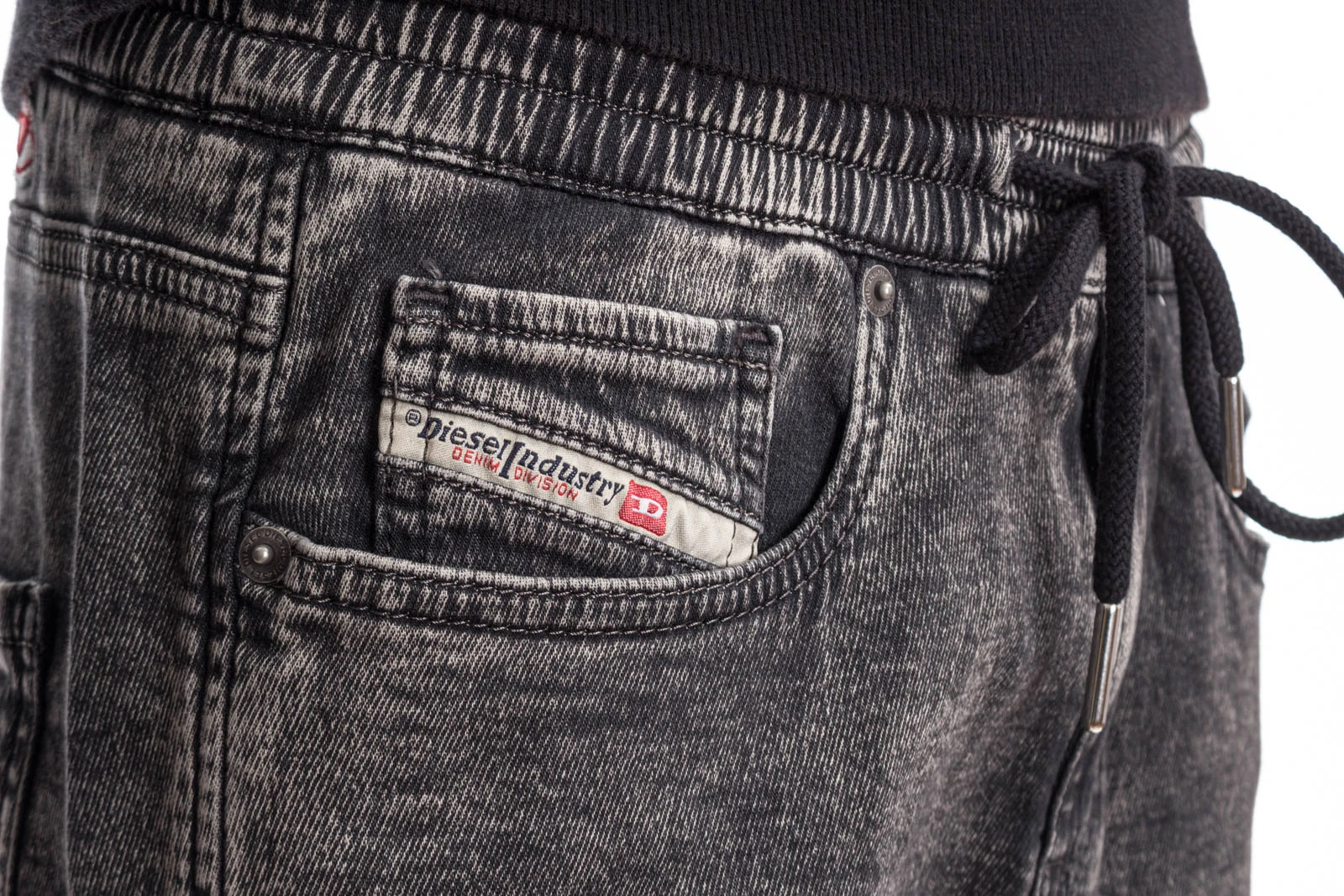DIESEL Jeans D-URSY-NE – Bild 4