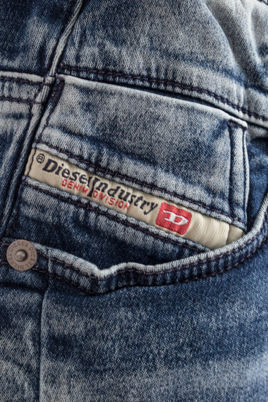 DIESEL Jeans D-FAYZA JOGG – Bild 4