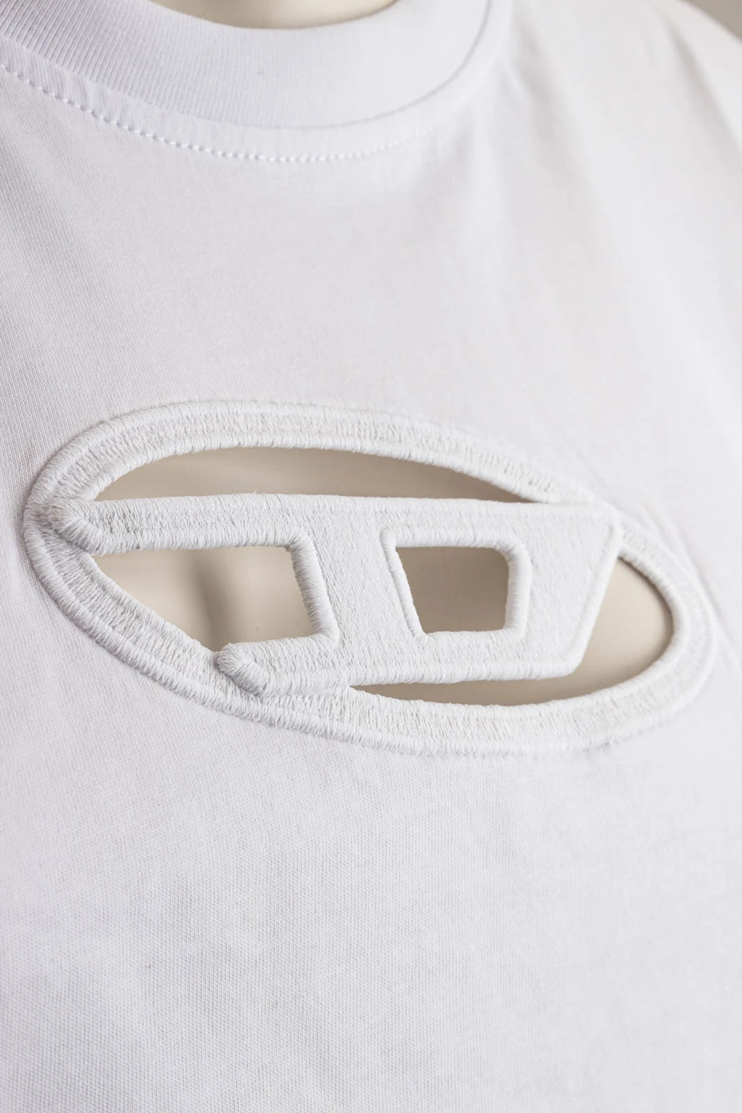 DIESEL T-Shirt T-BUXT-CROP-OD – Bild 4