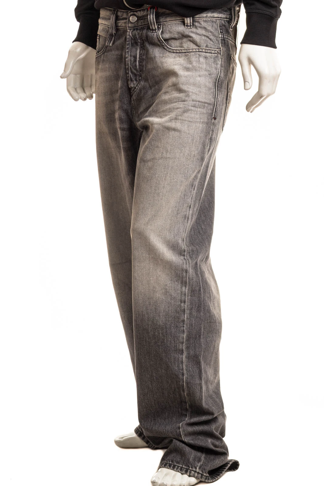 Jeans 2001 D-MACRO-U – Bild 2